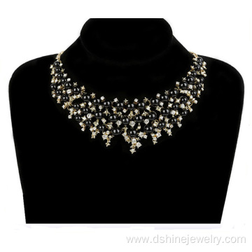 Black Pearl Pendant With Shiny Rhinestones Collar Necklace